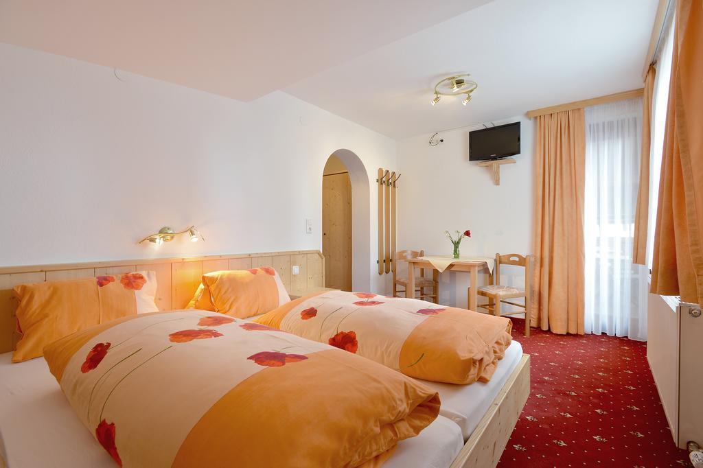 Gaestehaus Sillaber-Gertraud Nuck Söll Chambre photo